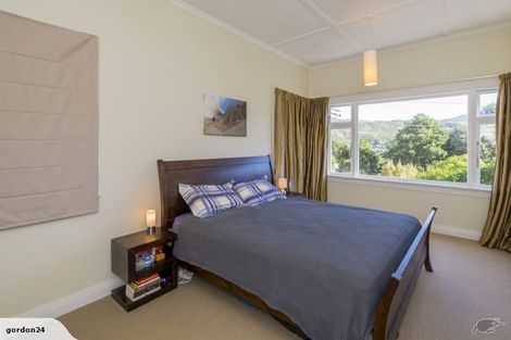 Photo of property in 46 Jackson Street, Island Bay, Wellington, 6023