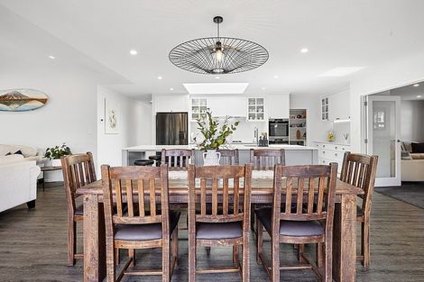 Photo of property in 7 Tupare Place, Highlands Park, New Plymouth, 4312