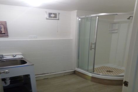 Photo of property in 18 Pomaria Road, Henderson, Auckland, 0610