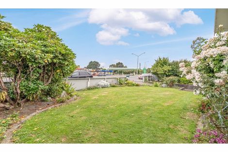 Photo of property in 693 Tay Street, Hawthorndale, Invercargill, 9810