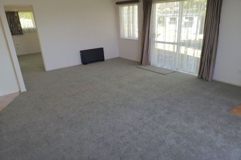 Photo of property in 12 Carl Place, Unsworth Heights, Auckland, 0632