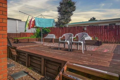 Photo of property in 45 Aldern Road, Massey, Auckland, 0614