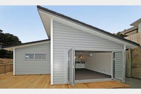 Photo of property in 150 Eskdale Road, Papakowhai, Porirua, 5024