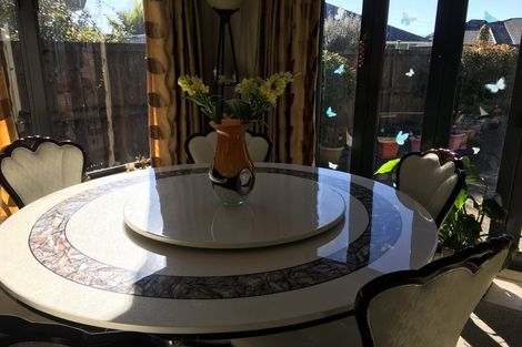 Photo of property in 18 Nottingham Drive, Hamilton East, Hamilton, 3216