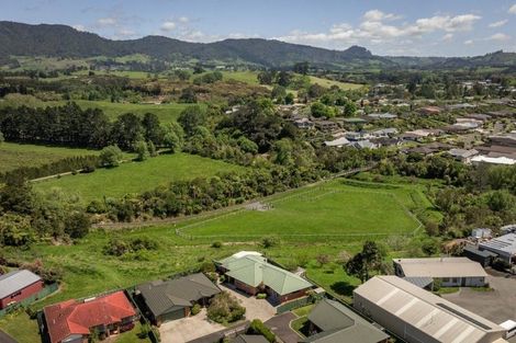 Photo of property in 16 Donegal Place, Katikati, 3129