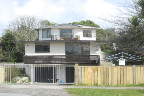 Photo of property in 27 Ariel Street, Stratford, 4332