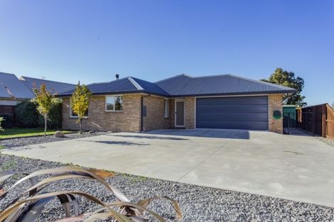 Photo of property in 3 Stonebridge Lane, Oxford, 7430