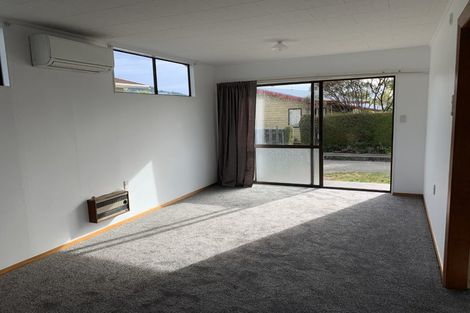 Photo of property in 7a Windlesham Place, Wakefield, 7025