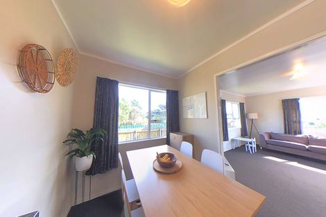Photo of property in 1/13 Cyril Crescent, West Harbour, Auckland, 0618