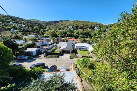 Photo of property in 3/45 Airlie Road, Plimmerton, Porirua, 5026