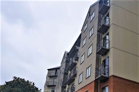 Photo of property in 5c/17 Crown Lynn Place, New Lynn, Auckland, 0600