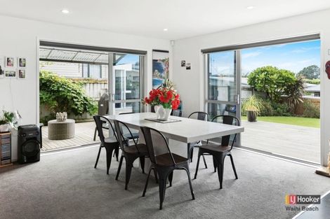 Photo of property in 15 Browns Drive, Waihi Beach, 3611