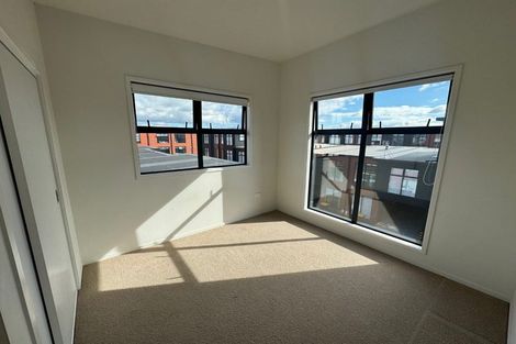 Photo of property in 15/17 Owens Place, Mount Maunganui, 3116