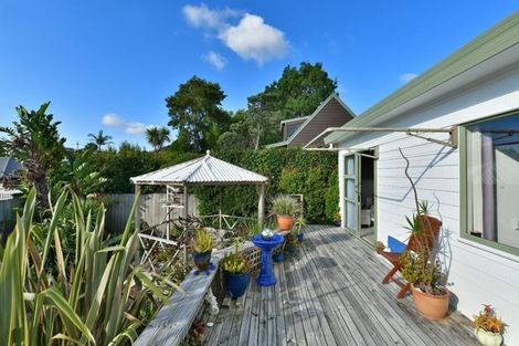 Photo of property in 19a Walbrook Road, Manly, Whangaparaoa, 0930