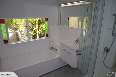 Photo of property in 16 Beere Haven Road, Seatoun, Wellington, 6022