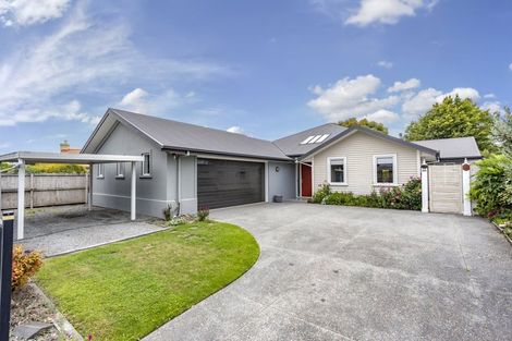 Photo of property in 13 Goodwood Close, Rangiora, 7400
