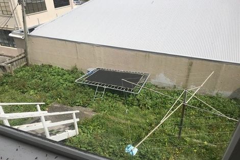 Photo of property in 19 Hania Street, Mount Victoria, Wellington, 6011