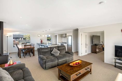 Photo of property in 2 Te Aika Street, Marshland, Christchurch, 8083