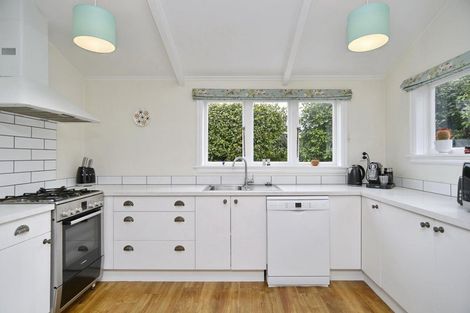 Photo of property in 11 Locarno Street, Opawa, Christchurch, 8023