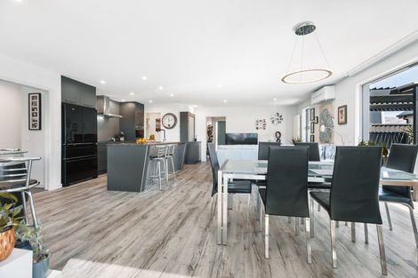 Photo of property in 17 Quigley Crescent, Cromwell, 9310