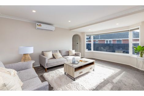 Photo of property in 17 Cromer Place, New Brighton, Christchurch, 8062