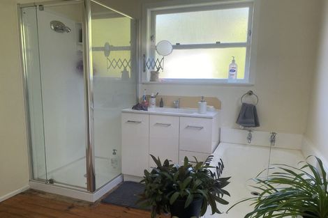 Photo of property in 96 Matatua Road, Raumati Beach, Paraparaumu, 5032