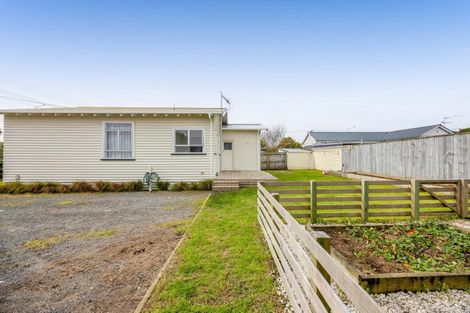Photo of property in 21 High Street West, Waitara, 4320