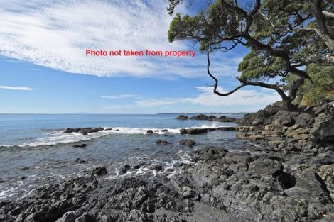 Photo of property in 42 Wonderview Road, Leigh, 0985