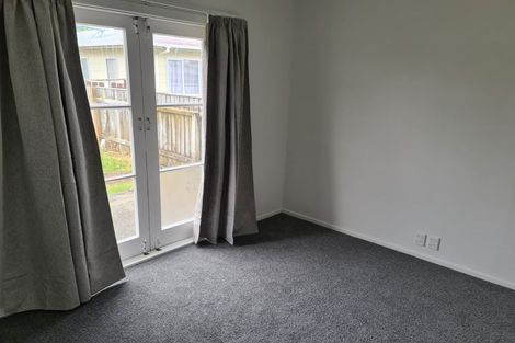 Photo of property in 86 Rata Road, Raumati Beach, Paraparaumu, 5032