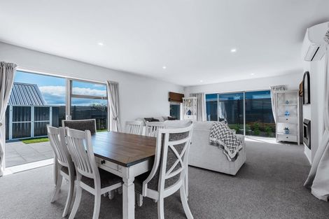 Photo of property in 15 Tai Road, Wharewaka, Taupo, 3330