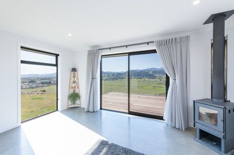 Photo of property in 39b Katania Heights, Brightwater, 7022