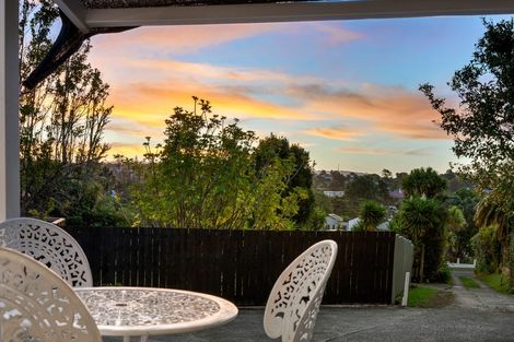 Photo of property in 46b Captain Scott Road, Glen Eden, Auckland, 0602