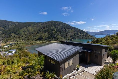 Photo of property in 615 Port Underwood Road, Whatamango Bay, Picton, 7281
