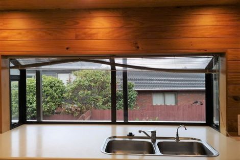 Photo of property in 7 Venus Place, Half Moon Bay, Auckland, 2012