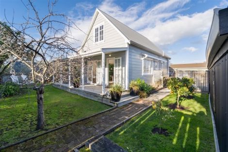 Photo of property in 11a Cologne Street, Martinborough, 5711