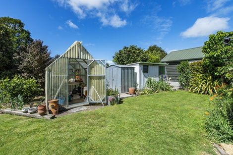 Photo of property in 15 Broad Street, Southbridge, 7602