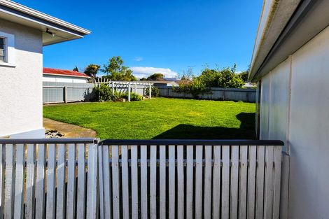 Photo of property in 215 Mayfair Avenue, Mayfair, Hastings, 4122