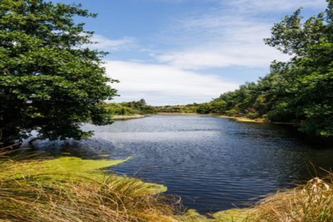 Photo of property in 291 Napier Road, Kelvin Grove, Palmerston North, 4470