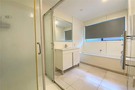 Photo of property in 41 Priestley Drive, Bucklands Beach, Auckland, 2014