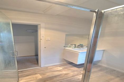 Photo of property in 30 Hooks Road, Manurewa, Auckland, 2102