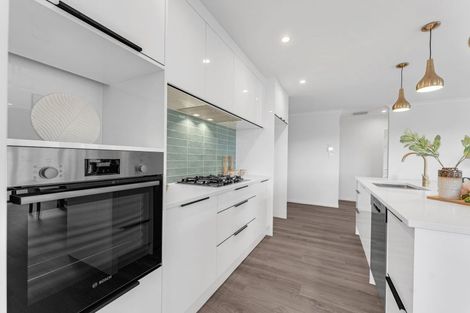 Photo of property in 2 Dolcetto Place, Pokeno, 2402