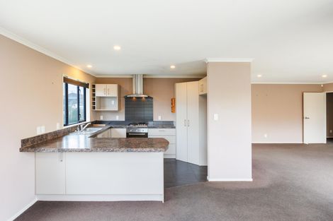 Photo of property in 9 Angelina Way, Kelvin Grove, Palmerston North, 4414