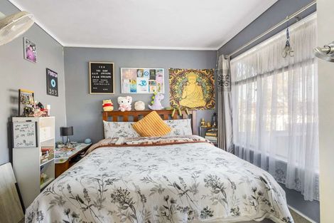 Photo of property in 710 Heretaunga Street East, Parkvale, Hastings, 4122