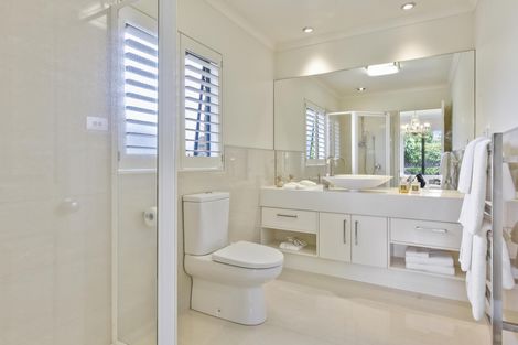 Photo of property in 80 Lothian Brae, Wattle Downs, Auckland, 2103