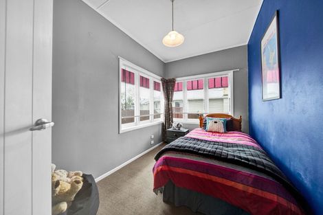 Photo of property in 17 Galt Street, Hawera, 4610