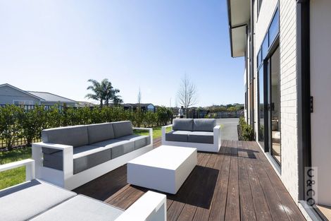 Photo of property in 2 Pitoitoi Drive, Riverhead, 0820