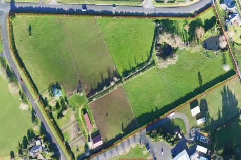 Photo of property in 92 Yates Road, Pukekohe, 2677