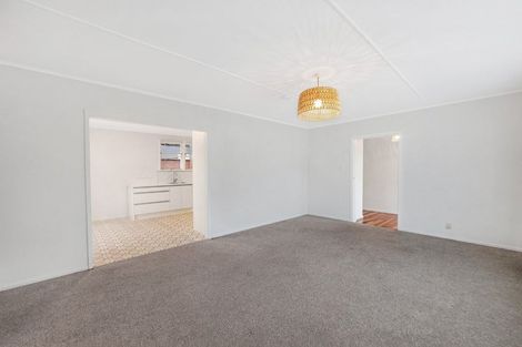 Photo of property in 41 Bird Grove, Stokes Valley, Lower Hutt, 5019
