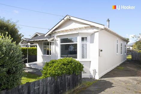 Photo of property in 23 Hargest Crescent, Saint Kilda, Dunedin, 9012