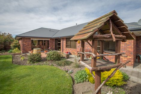 Photo of property in 3 Chartwell Close, Rangiora, 7400